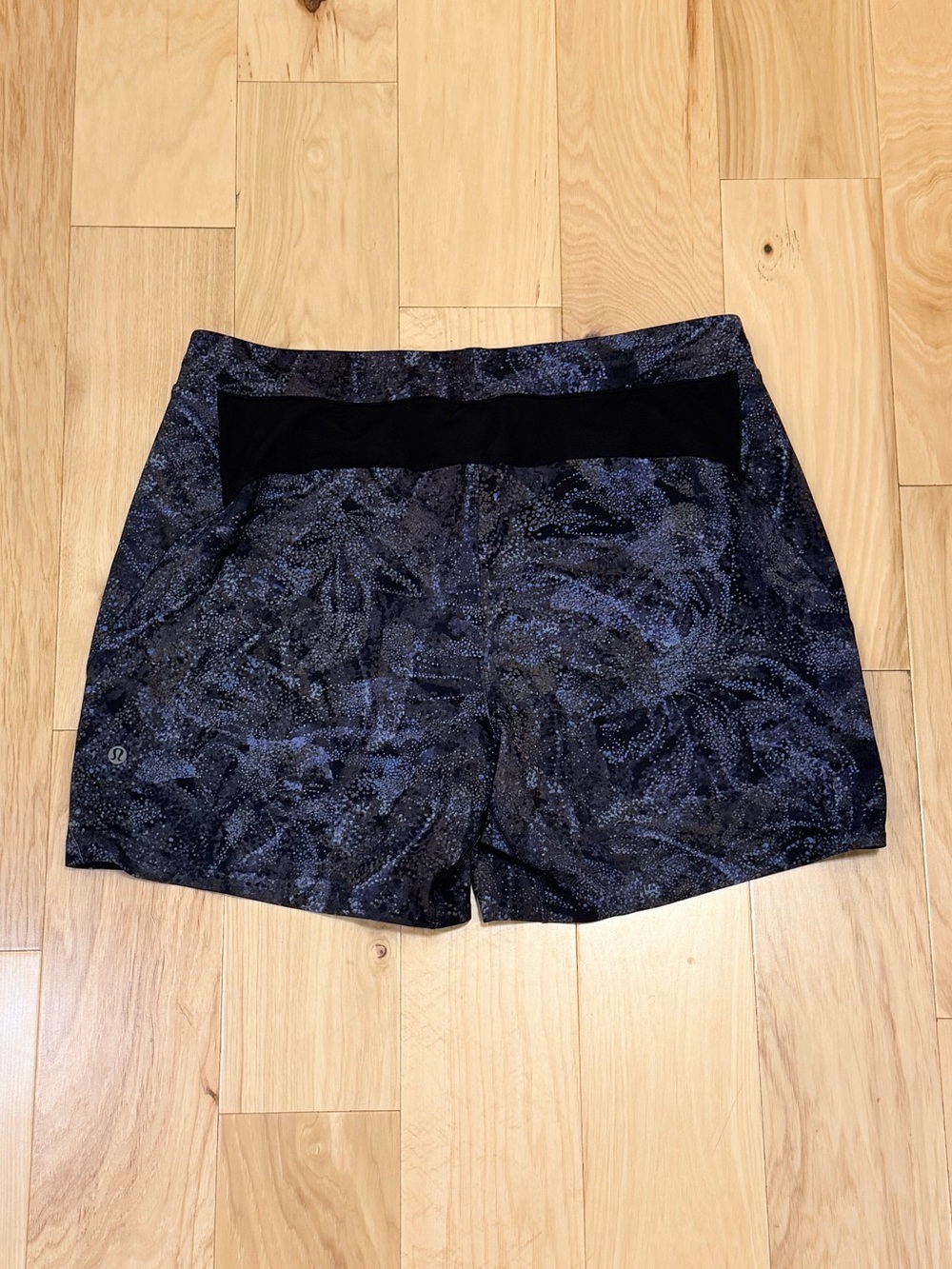 LIKE NEW Lululemon Men’s Balancer Short 6” Everlux*